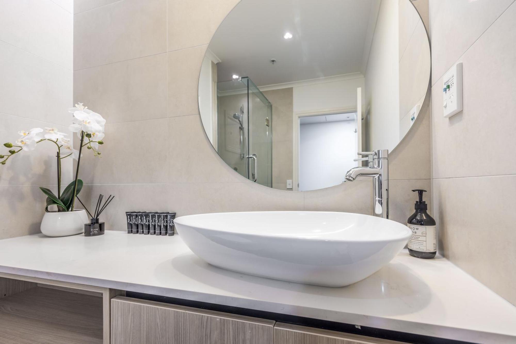 Highrise Studio Apartment W/ Ac, Pool & Gym In Auckland Cbd Экстерьер фото